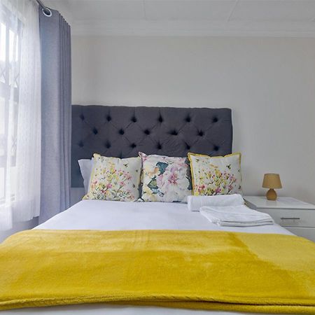 Signature Lodge Kempton Park Exterior foto