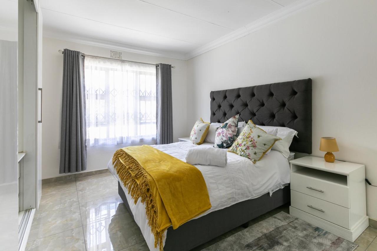 Signature Lodge Kempton Park Exterior foto